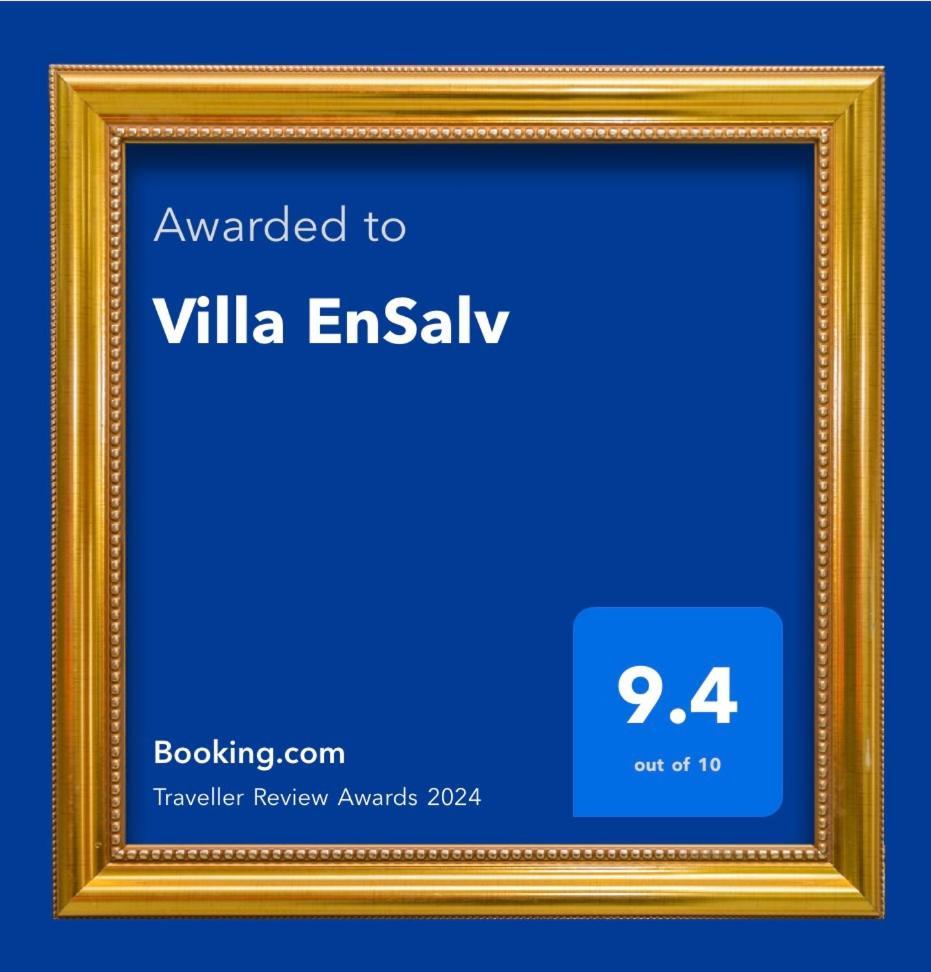 Villa Ensalv Berat - Apartment - Room - Penthouse Ngoại thất bức ảnh