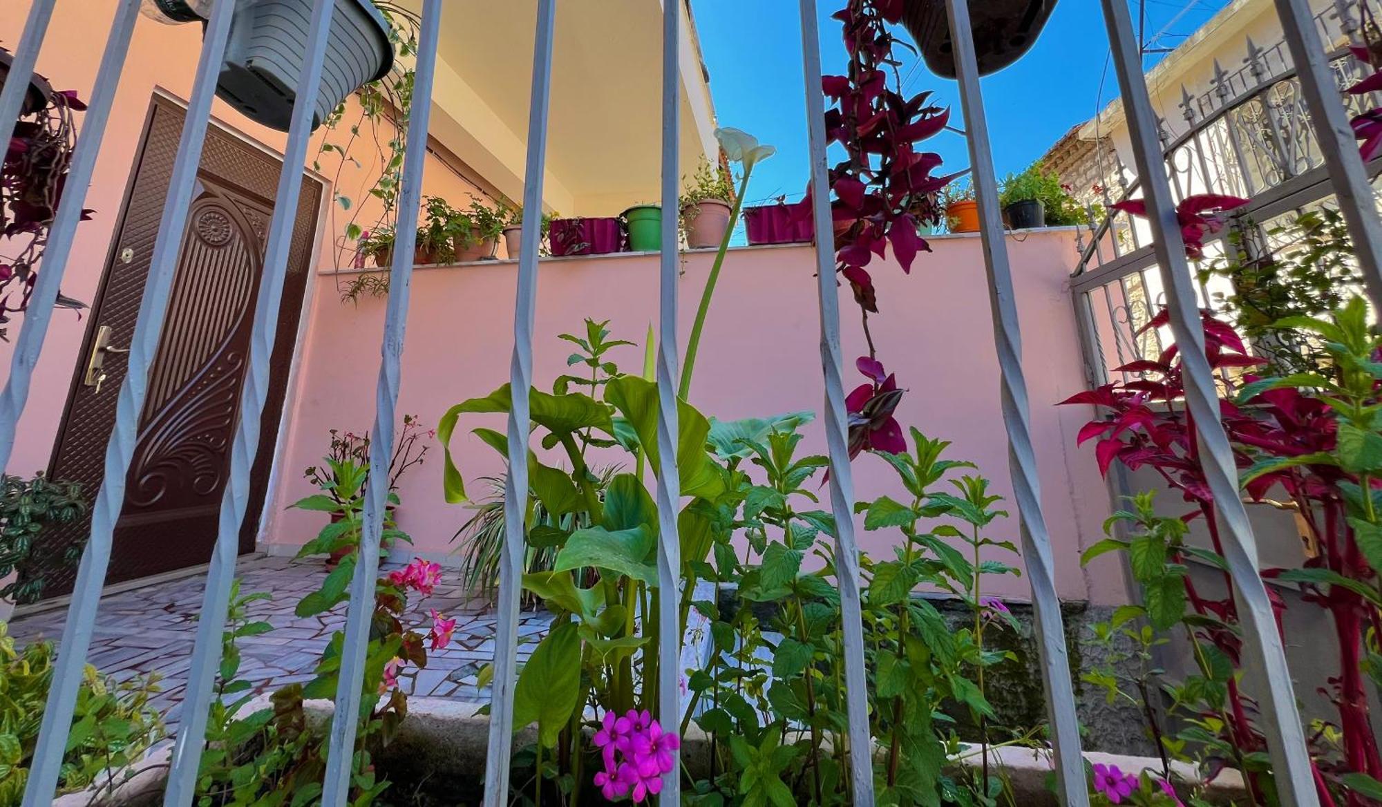 Villa Ensalv Berat - Apartment - Room - Penthouse Ngoại thất bức ảnh