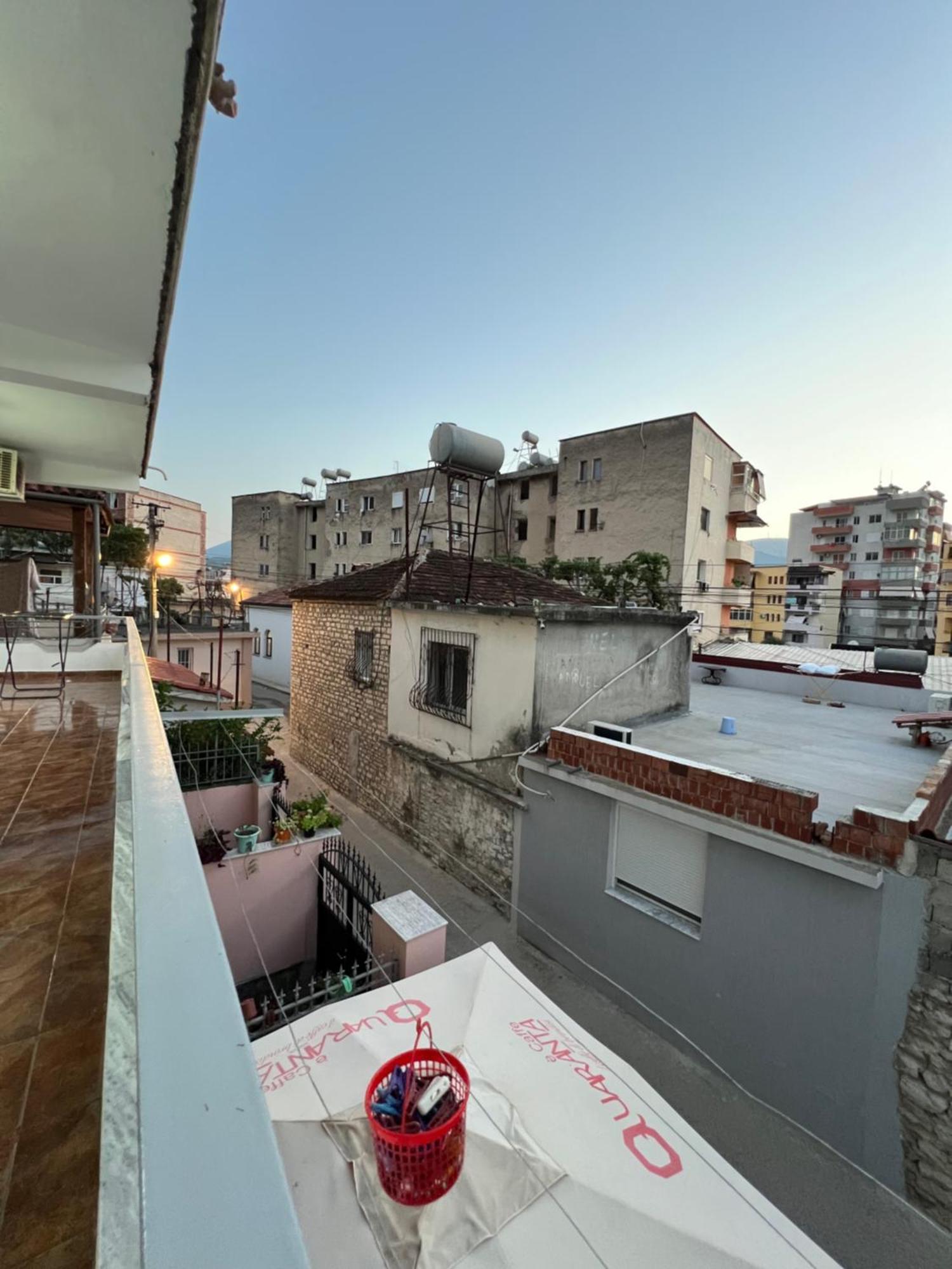 Villa Ensalv Berat - Apartment - Room - Penthouse Ngoại thất bức ảnh